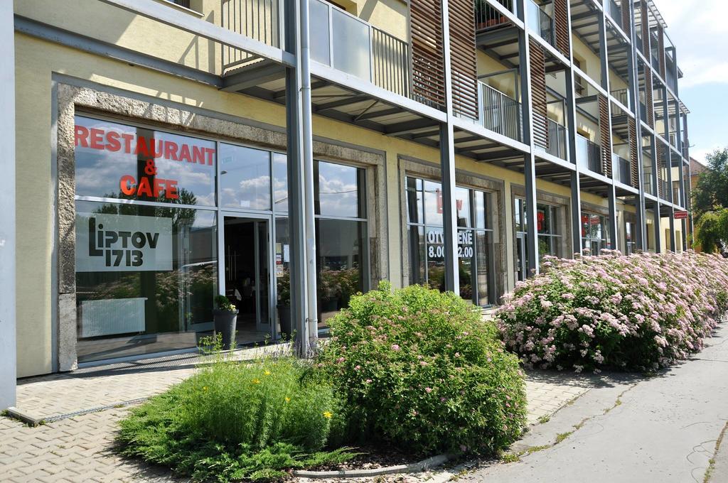Apartman Elegance Liptovsky Mikulas Bagian luar foto